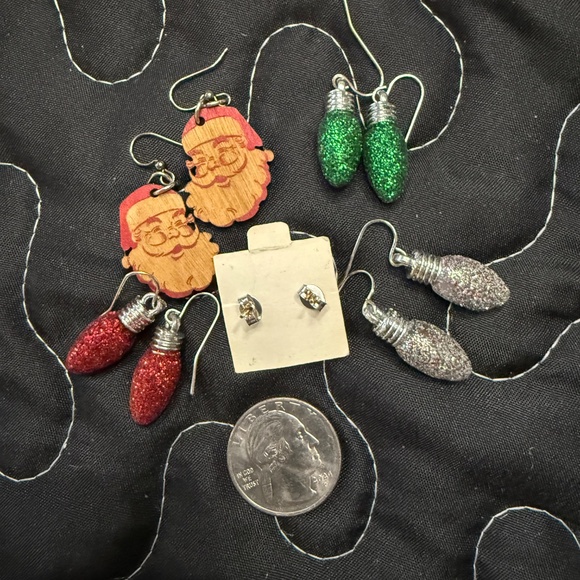 Holiday Earring assortment (5 pair) Santa, stockings glittery lights - Picture 3 of 3